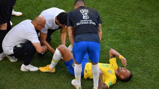 Английската футболна легенда Алан Шиърър осъди публично поведението на бразилеца