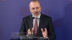 Вебер отхвърля сътрудничество с "Алтернатива за Германия"