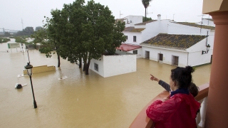Наводнения в Южна Испания след проливни дъждове