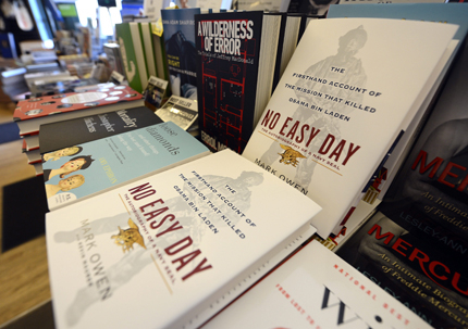 Авторът на книгата за Бин Ладен даде първото си интервю