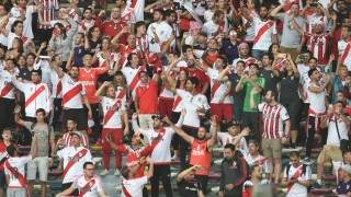 След 12 години: Гостуващите агитки в Аржентина се завръщат!