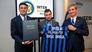 Техническият директор на Inter Academy Марко Монти пристига у