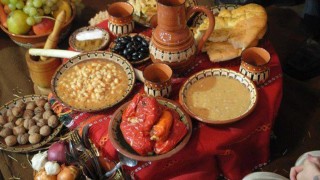 Празнуваме един от най светлите християнски празници Бъдни вечер който