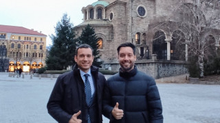 От днес площадът Света Неделя се връща на хората и