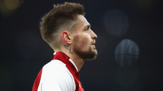 Десният защитник Матийо Дебюши напуска Арсенал и ще се завърне