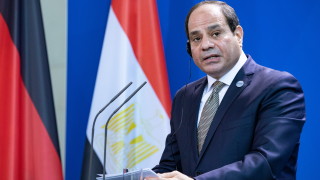 Египет се зарича да хвърли армията в защита на съюзниците си от Персийския залив