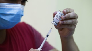 Moderna твърди, че COVID-19 ваксината ѝ е издръжлива поне за шест месеца