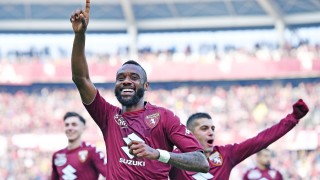 Мениджърът на Арсенал Унай Емери е заявил пред ръководството на