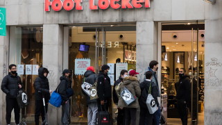 Вече над 60 000 души са починали във Великобритания от