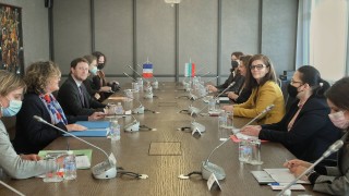 Франция е готова за конструктивно сътрудничество с България
