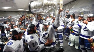 Тампа Бей Лайтнинг стана шампион на НХЛ и за втори