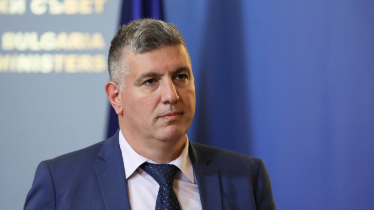 Регионалният министър забелязал необичайни плащания за тунел "Железница"