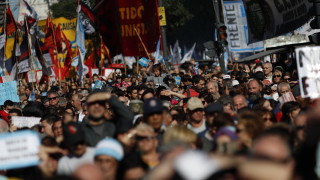 Хиляди аржентинци казаха "не" на помощ от МВФ