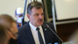 Д-р Симидчиев: Често се прилага ненужно пълна упойка при деца за зъболечение