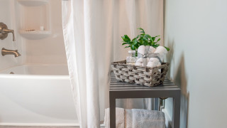 Щом дойде време да почистим банята вкъщи вероятно най много време