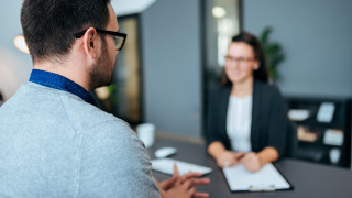 Написаното в обявата е едно описаното по време на интервюто