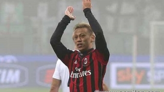 Милан възкръсна след Алегри