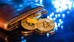 Заради нов закон: Глобиха оператор на Биткойн банкомати с $300 000