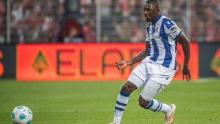 Ръководството на Пари Сен Жермен има интерес към защитника на