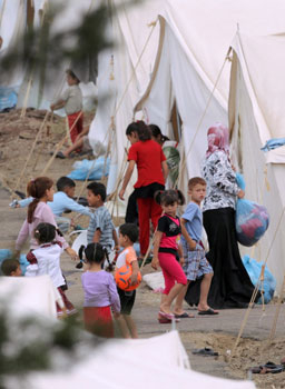 Сирийските бежанци недоволни от Турция 