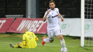 Треньорът на Славия Златомир Загорчич избра групата на тима за