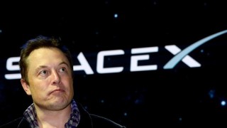 Основателят на компаниите Tesla и SpaceX Илън Мъск изглежда е