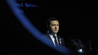 От първия ден на избирането на президента на Украйна Володимир