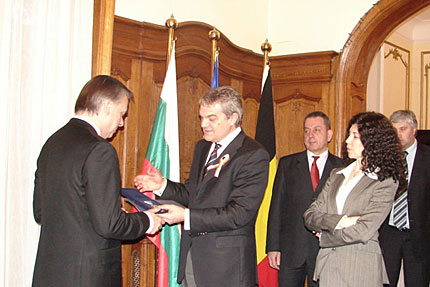 МВР удостои с медал вътрешния министър на Белгия