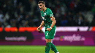 Аугсбург се наложи над Борусия Мьонхенгладбах с 2 1 на Борусия