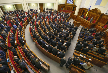 Още петима украински депутати напуснаха групата на Партията на регионите