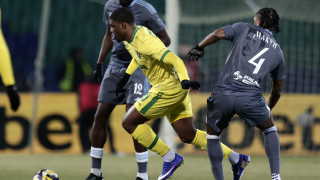 Сериозен интерес предизвика лимитираната серия фланелки с които Левски излезе