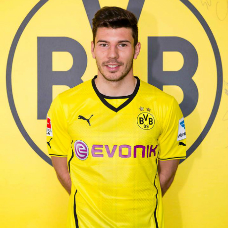 Дортмунд представи официално Йоич