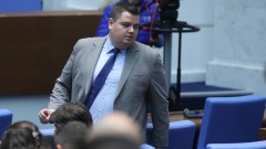 Стою Стоев: Асен Василев не разчиства "Продължаваме промяната" от хората на Кирил Петков