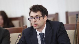 Пеканов отчита по-добър икономически растеж и по-висока инфлация от очакваното