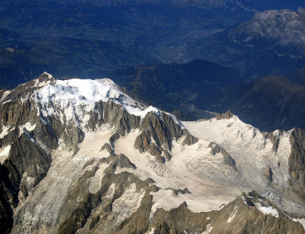 Петима алпинисти намериха смъртта си на Монблан