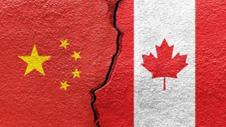 Канадското правителство гони базиран в Торонто китайски дипломат за който