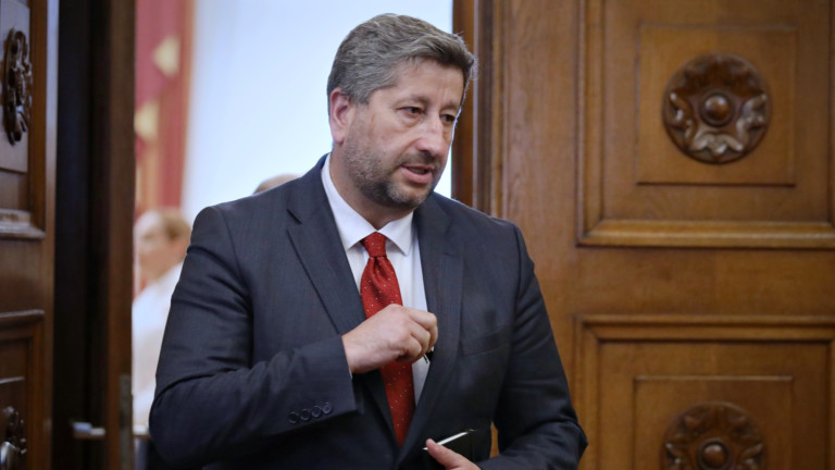 Христо Иванов съзря предизборна коалиция между ГЕРБ и БСП