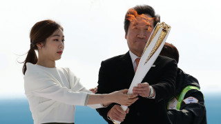 Свещеният огън пристигна на корейска земя 100 дни преди Олимпиадата