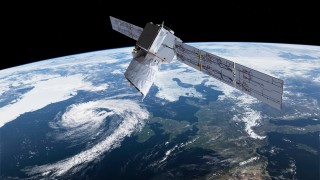 Първият инцидент със сателитите на SpaceX и Мъск е вече факт