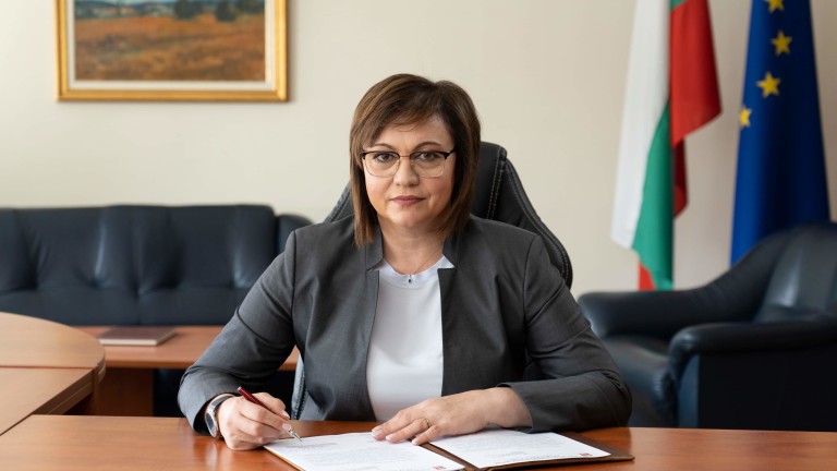 Функционират ли институциите в България, пита настоящият лидер на БСП