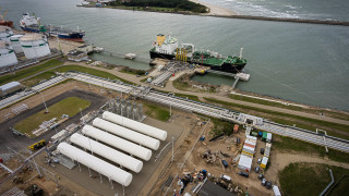 Енергийният министър на САЩ Ден Бруйет в понеделник подписа разрешение