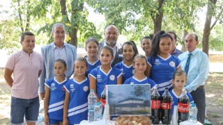 Министър Кралев посети ОУ Отец Паисий в село Тополово заедно