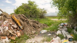 Инспектори глобиха община Хасково и Симеоновград за незаконни сметища