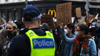Хиляди излязоха по улиците в цяла Австралия в подкрепа на протестите в САЩ 