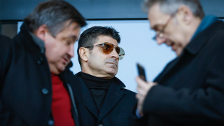 Спортният директор на Добруджа Атанас Атанасов говори пред Дарик и