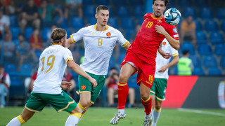 Полузащитникът Андриан Краев е много вероятно да остане неизползвана резерва за България