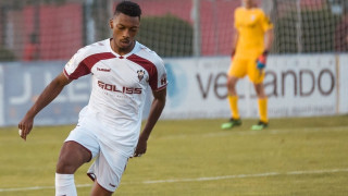 Димитър Димитров ще тества десния бек Стив Фуртадо