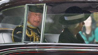 Принц Чарлз откри сесията на британския парламент вместо кралицата за първи път