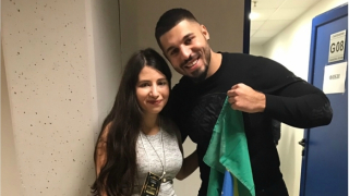 Бразилка гушна Фики и Галин (СНИМКИ)