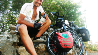 Българин обикаля Турция с колело